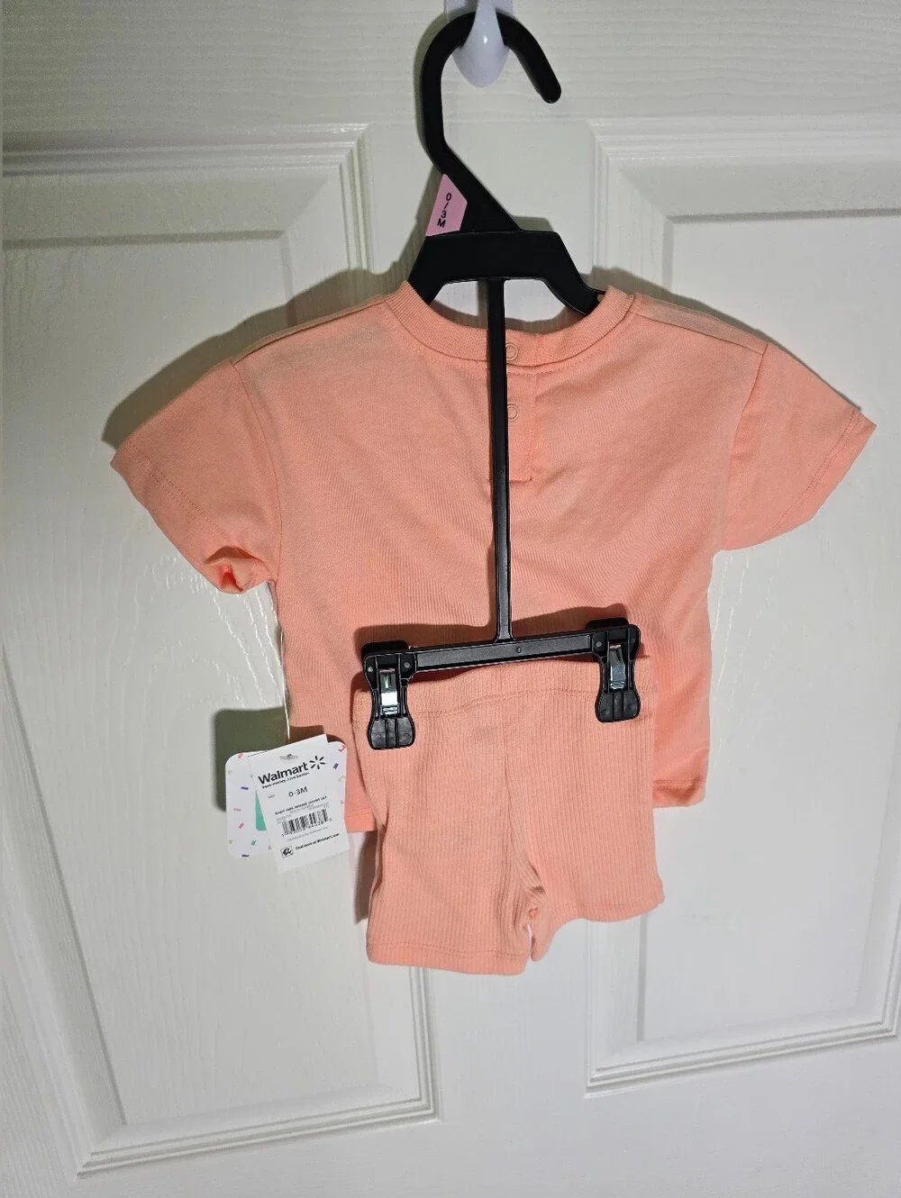 NWT Disney Minnie Mouse Peach T-shirt and Shorts Set Girls 0-3M